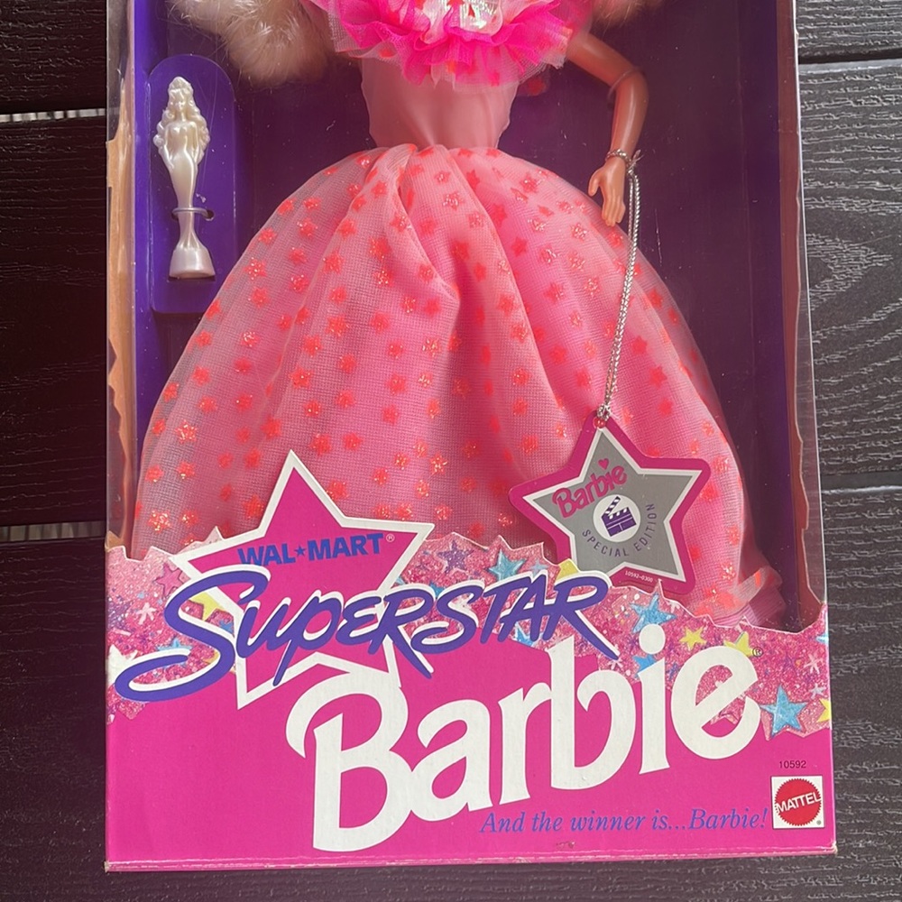 NRFB Vintage Superstar Barbie Doll ~ Walmart Special Edition 🌟 - Picture 3 of 9